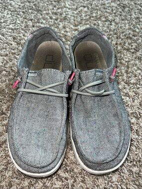 Wendy Confetti Black Hey Dude Sz 5!
